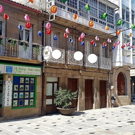Apartamento Study 1 Select Real Caldas De Reis Bagian luar foto